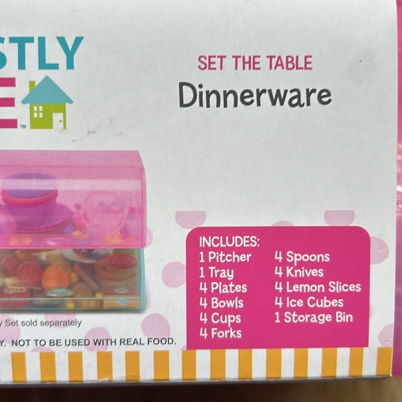 Honestly Cute Dinnerware Set - Picture 3 of 4